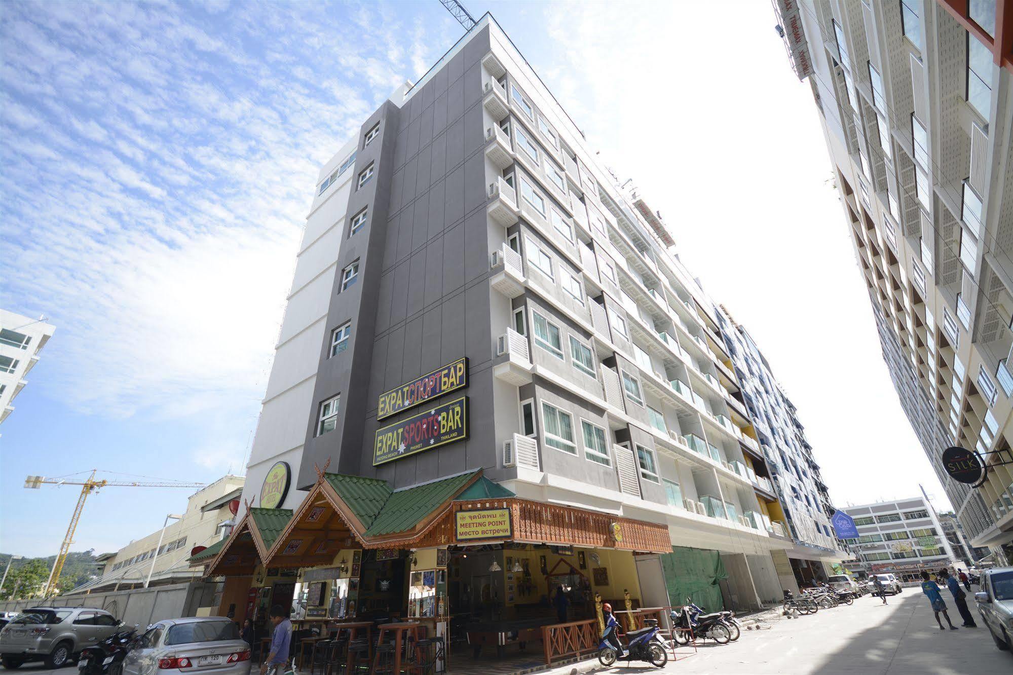 The Center 酒店