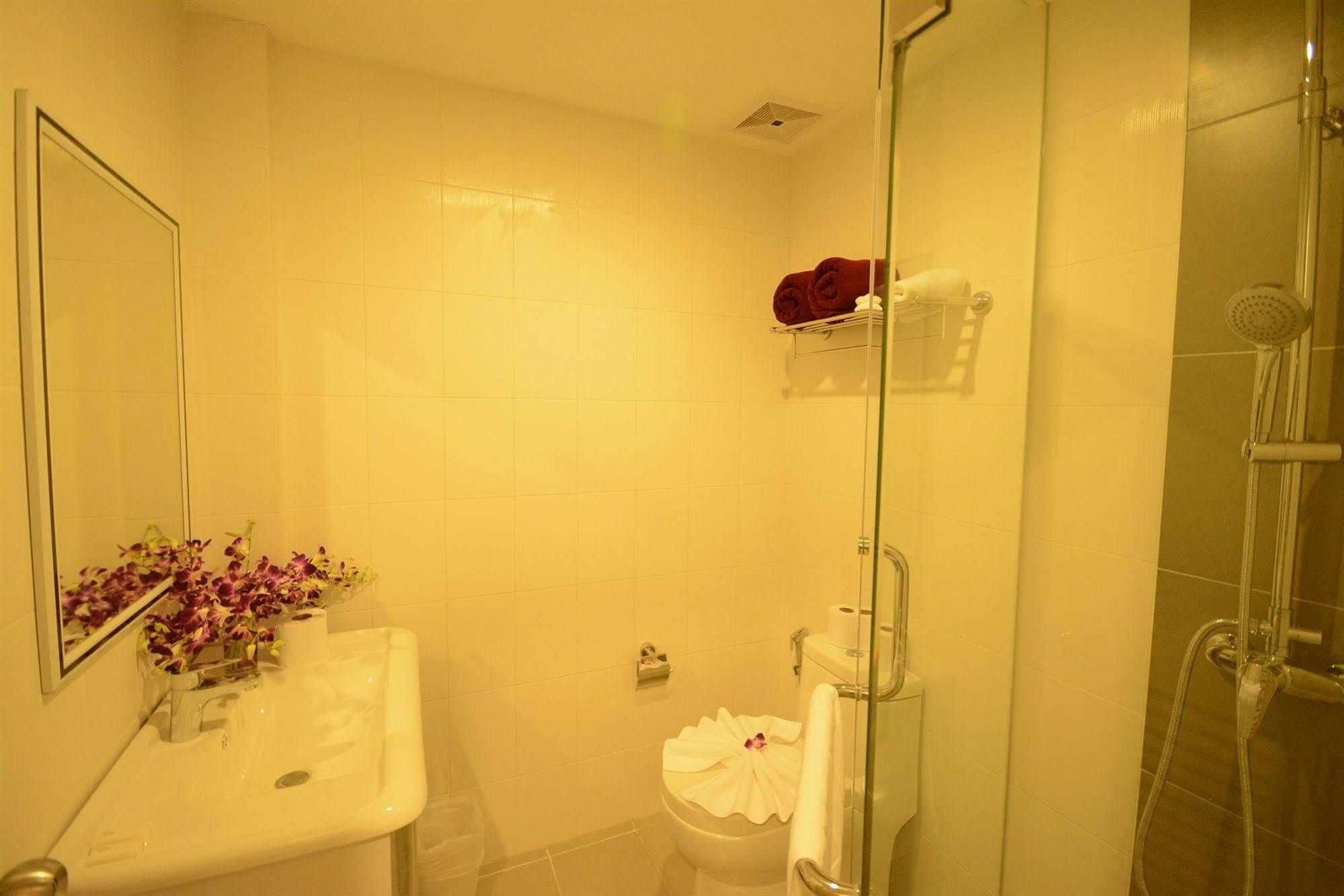 The Patong Center 3*